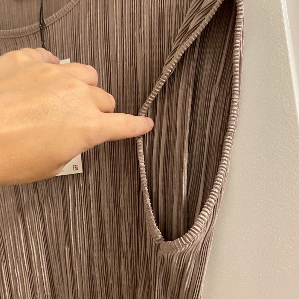 Zara Pleated Top - Picture 6 of 8